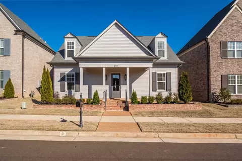 372 Nuthatch Dr, Collierville, TN 38017 photo 1