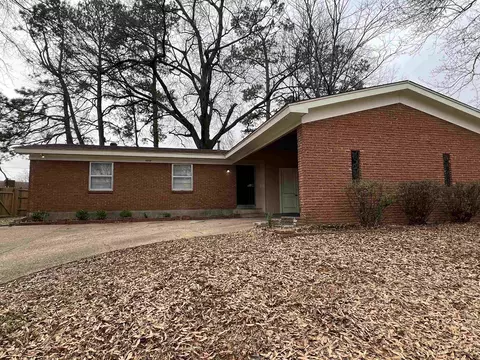 3459 Boxdale St, Memphis, TN 38118