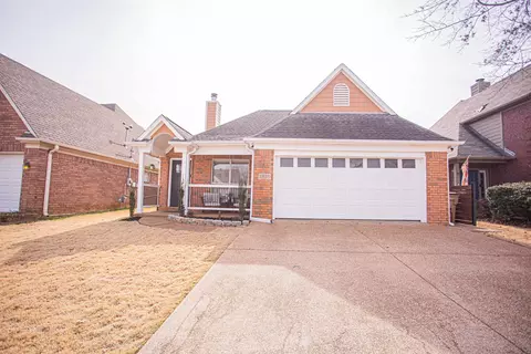 7335 Keely St, Cordova, TN 38018