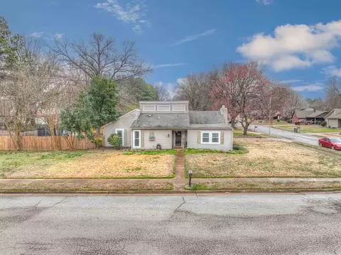 6317 Ridge Manor Rd, Memphis, TN 38115