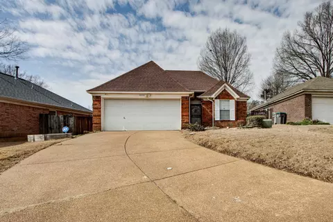 905 Timber Grove Dr, Memphis, TN 38018