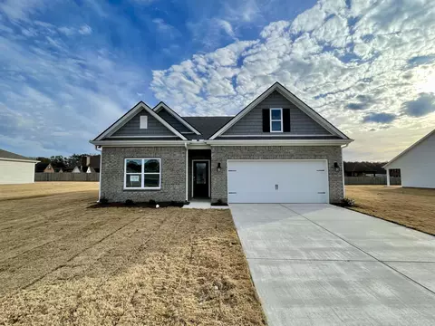 85 Robinwood Ln, Oakland, TN 38060