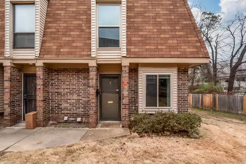1896 E Poplar Woods Cir #6, Germantown, TN 38138
