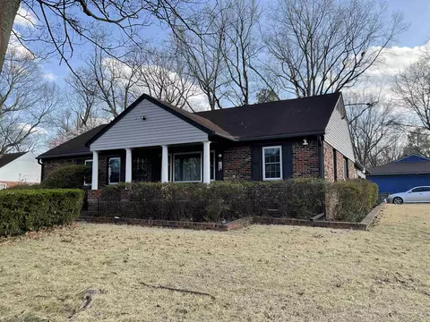 2940 Bannockburn Ave, Memphis, TN 38128