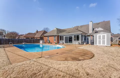 474 Herring Ln, Memphis, TN 38018