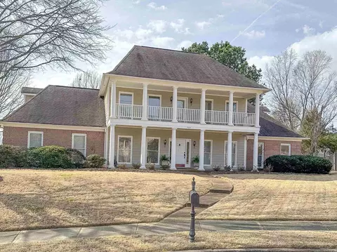 747 Steeple Ridge Cv, Collierville, TN 38017