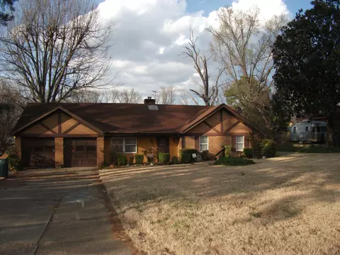 790 Linwood Rd, Memphis, TN 38116