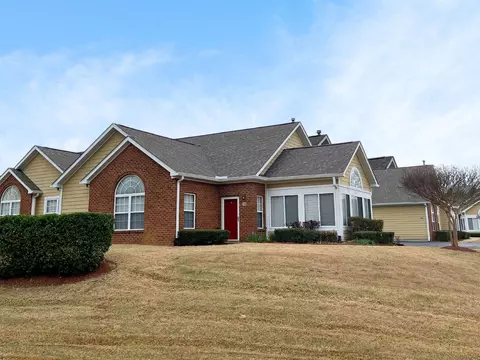 7448 Appling Club Cir #127, Cordova, TN 38016