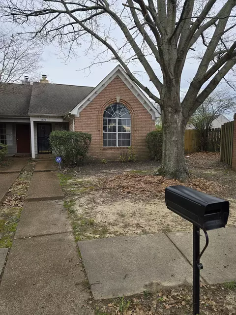 1720 Beaver Trail Dr, Cordova, TN 38016