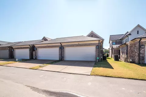 Exterior - 889 Ufton Aly, Collierville, TN 38017 photo 6 of 8