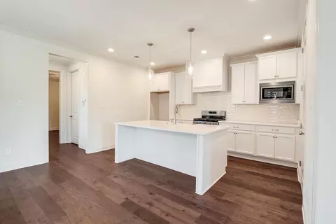 Kitchen - 889 Ufton Aly, Collierville, TN 38017 photo 1 of 4