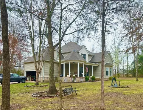 Exterior - 282 Ebenezer Loop, Somerville, TN 38068 photo 2 of 10