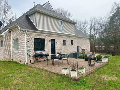 Exterior - 282 Ebenezer Loop, Somerville, TN 38068 photo 4 of 10