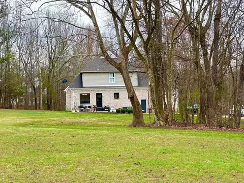 Exterior - 282 Ebenezer Loop, Somerville, TN 38068 photo 7 of 10