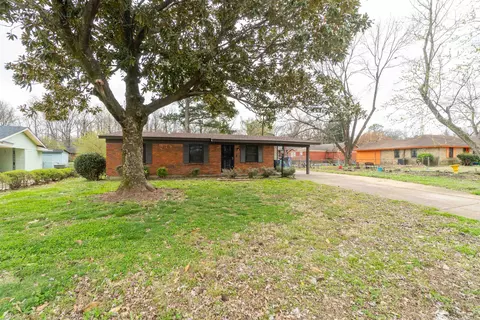 779 Red Leaf Ln, Memphis, TN 38109