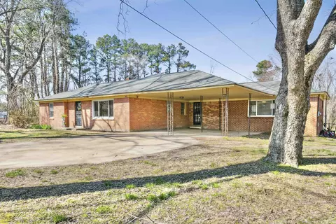 6540 Home Acres Cv, Millington, TN 38053