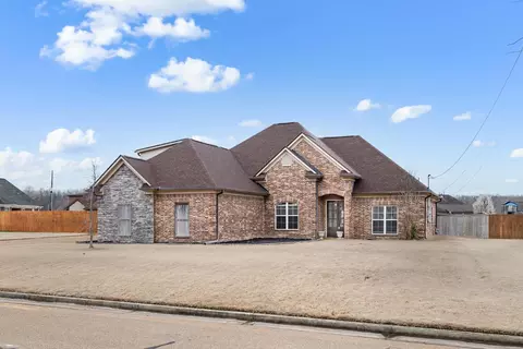 33 Carson Cv, Atoka, TN 38004