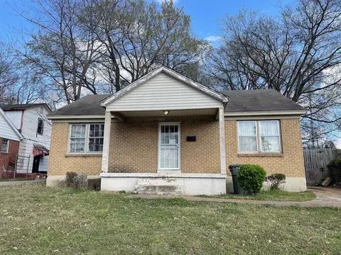 1730 Mcmillan St, Memphis, TN 38106
