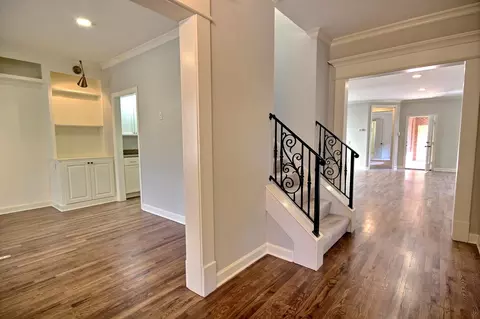 Entry Way - 302 E Colbert St, Collierville, TN 38017 photo 1 of 1