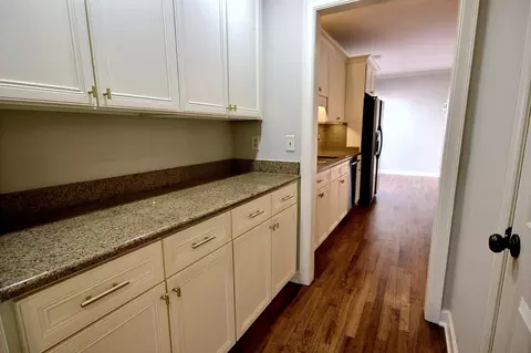Kitchen - 302 E Colbert St, Collierville, TN 38017 photo 1 of 4