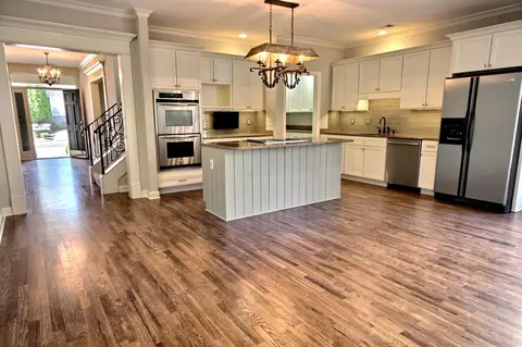 Kitchen - 302 E Colbert St, Collierville, TN 38017 photo 4 of 4