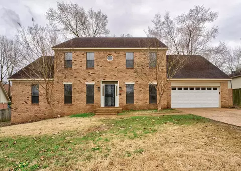 8707 N Carrollwood Cv, Memphis, TN 38016