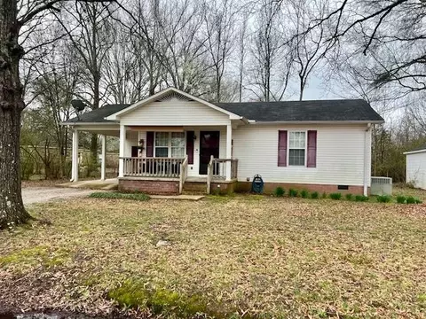 200 Cromwell St, Savannah, TN 38372