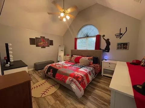 Bedroom - 99 Jacquelyn Dr, Drummonds, TN 38023 photo 2 of 4