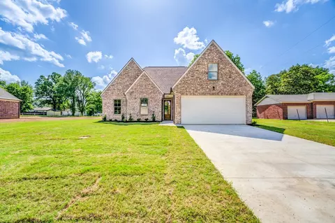 13385 N Main St, Somerville, TN 38068