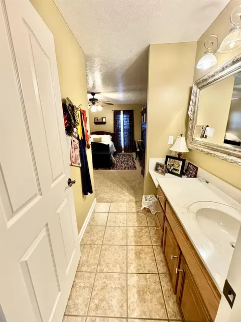Bath - 128 Eagle Trace Rd, Covington, TN 38019 photo 4 of 7