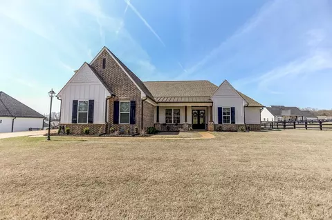 170 Madeline Blvd, Piperton, TN 38017