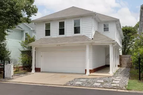 1078 River Isle Dr, Memphis, TN 38103
