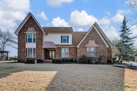 2838 E Levee Oaks Dr, Collierville, TN 38017