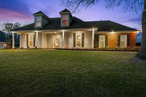 8928 Bazemore Rd, Cordova, TN 38018