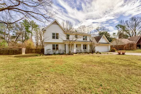 1596 Holly Hill Dr, Germantown, TN 38138