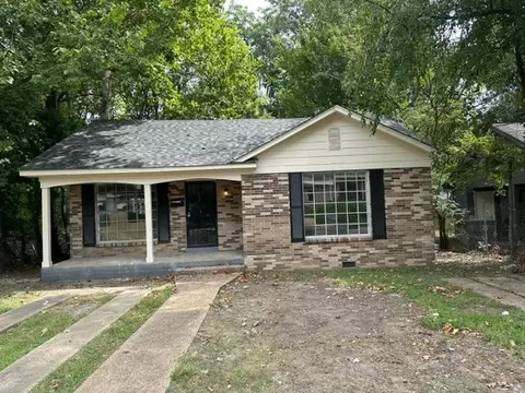1492 Oaklawn St, Memphis, TN 38114