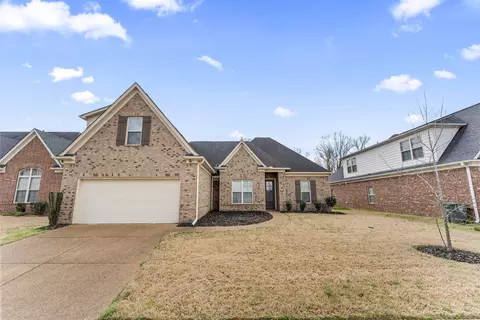 7925 Country Lake Dr, Bartlett, TN 38133