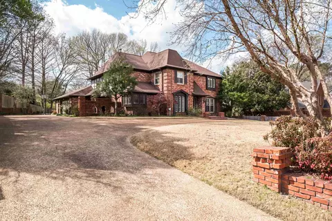 2983 Oakleigh Ln, Germantown, TN 38138
