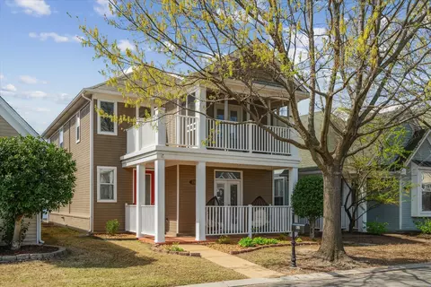 1381 Harbor Park Dr, Memphis, TN 38103