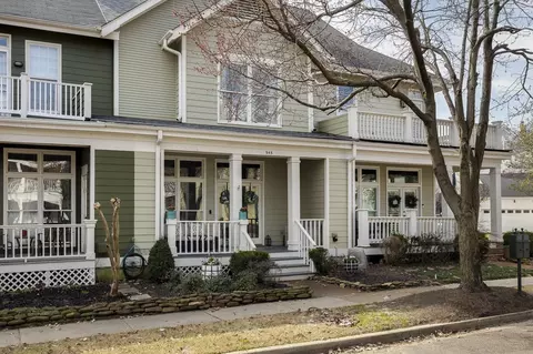 945 Harbor View Dr, Memphis, TN 38103