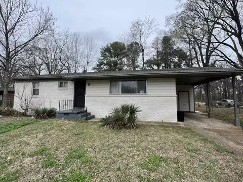 2816 Alpena St, Memphis, TN 38127