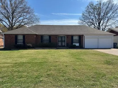 5523 Knight Arnold Rd, Memphis, TN 38115