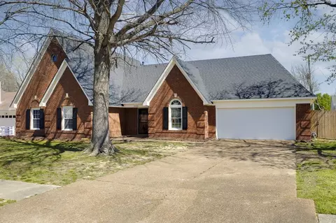 4406 Old North Bridge Dr, Memphis, TN 38125