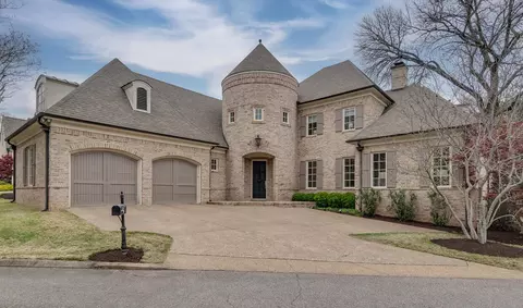 6330 Massey Woods Cv, Memphis, TN 38120