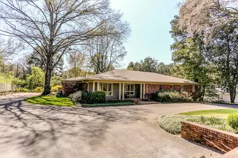 5431 Shady Grove Rd, Memphis, TN 38120