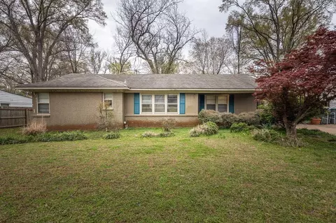 4953 Robindale Ln, Memphis, TN 38117
