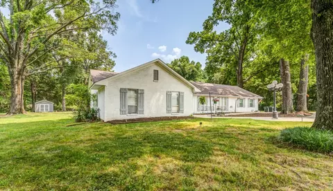 Exterior - 7485 Summer Ave, Bartlett, TN 38133 photo 3 of 11