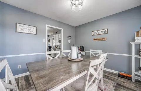 Dining - 7485 Summer Ave, Bartlett, TN 38133 photo 2 of 3