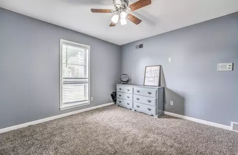 Bedroom - 7485 Summer Ave, Bartlett, TN 38133 photo 5 of 8