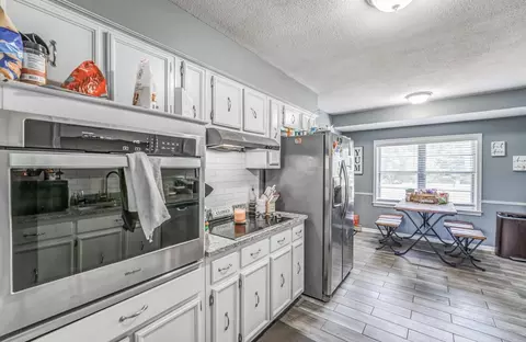 Kitchen - 7485 Summer Ave, Bartlett, TN 38133 photo 2 of 3
